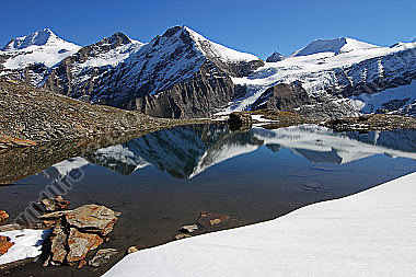 Großes Wiesbachhorn mit Bergsee