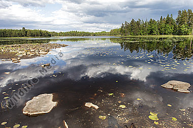 kleiner See in Schwedensmall Lake in Sweden