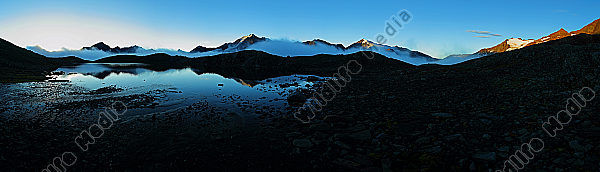 Brizzisee bei Sonnenaufgang Panorama
