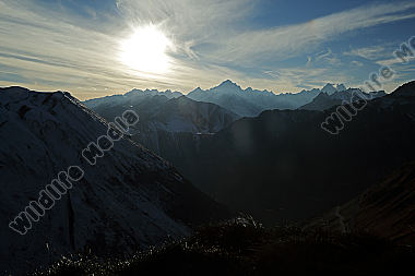 Furkapass mit Finsteraarhorn und Schreckhorn
