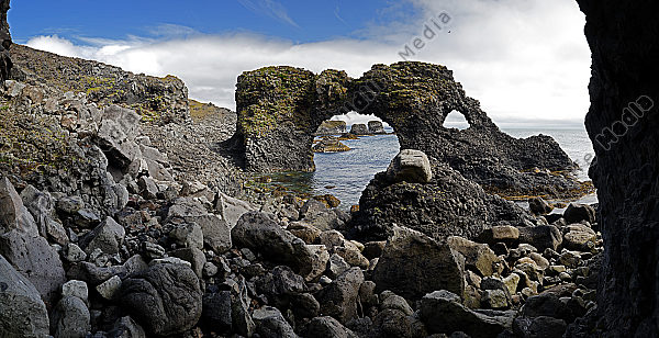 Gatklettur Arch Rock bei Arnarstapi Panorama