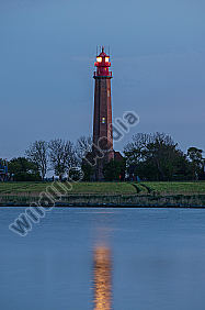 Leuchtturm Flügge auf der Insel Fehmarn/Ostsee am Abend