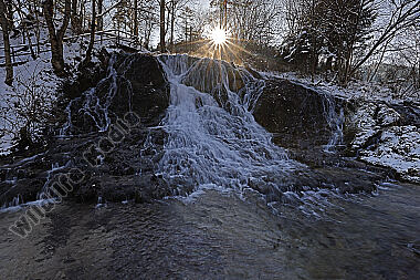 Wasserfall im Winter