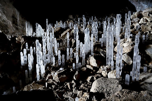 Höhle
